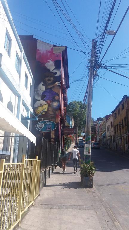 Hostal Cumming 129 Valparaiso Bagian luar foto